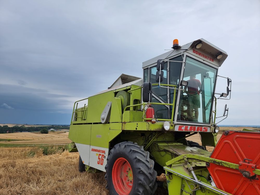Claas Dominator 56