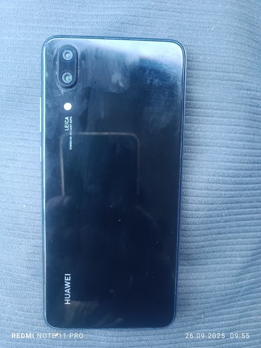 Продам Huawei P20 4/128