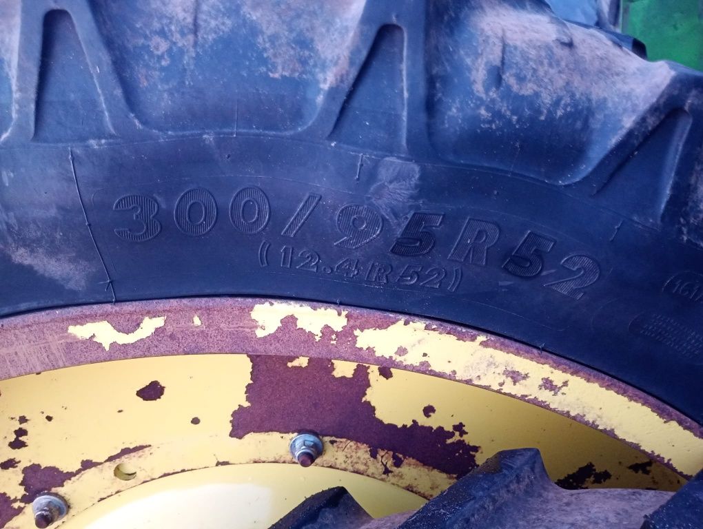 Koła wąskie międzyrzędzi Claas Ares renault 12,4 r52 11,2 r36