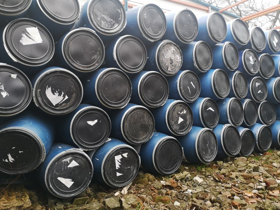 Beczka plastikową 30l,120' l 150l
