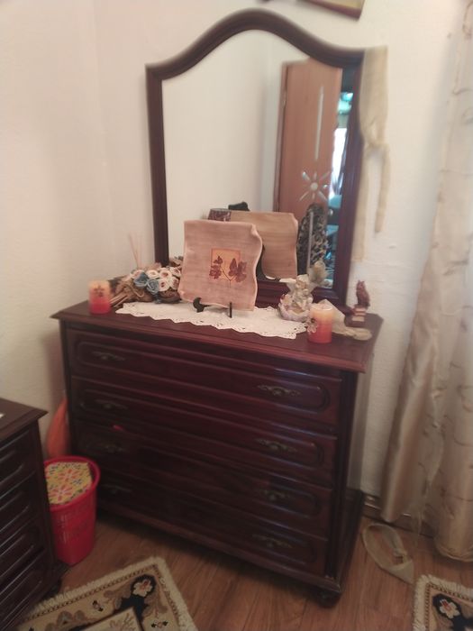 Mobília quarto solteiro mogno