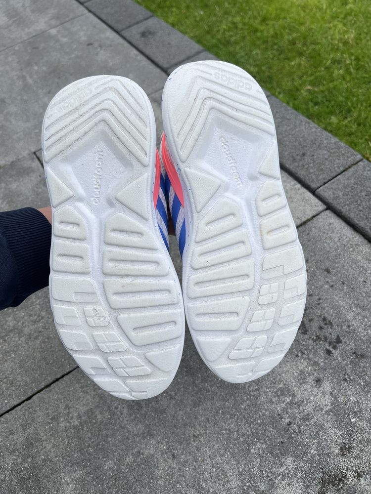 Adidas r. 34 Nebzed Cloudfoarm biale buty adidasy na rzep dla dziewczy