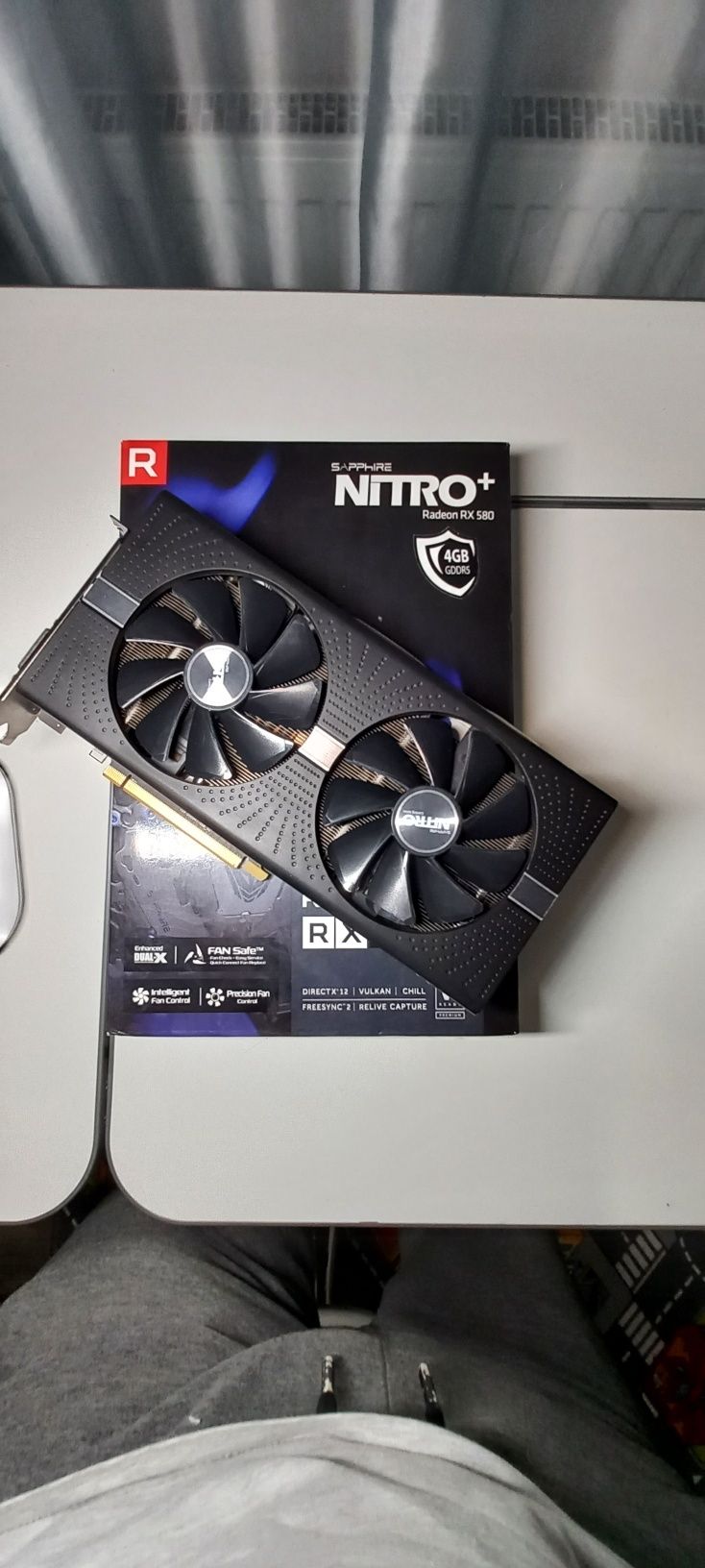 Продам видеокарту Radeon RX 580 Sapphire Nitro+ 4Gb