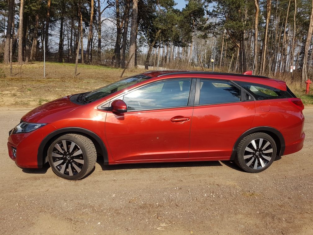 Honda civic tourer 1.8 I-vtec Bezkolizyjna, dofinansowania i zadbana