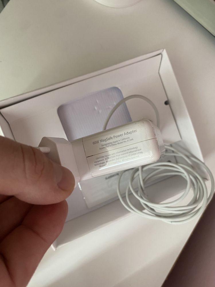 Зарядка к Macbook 60w Power Adapter MagSafe