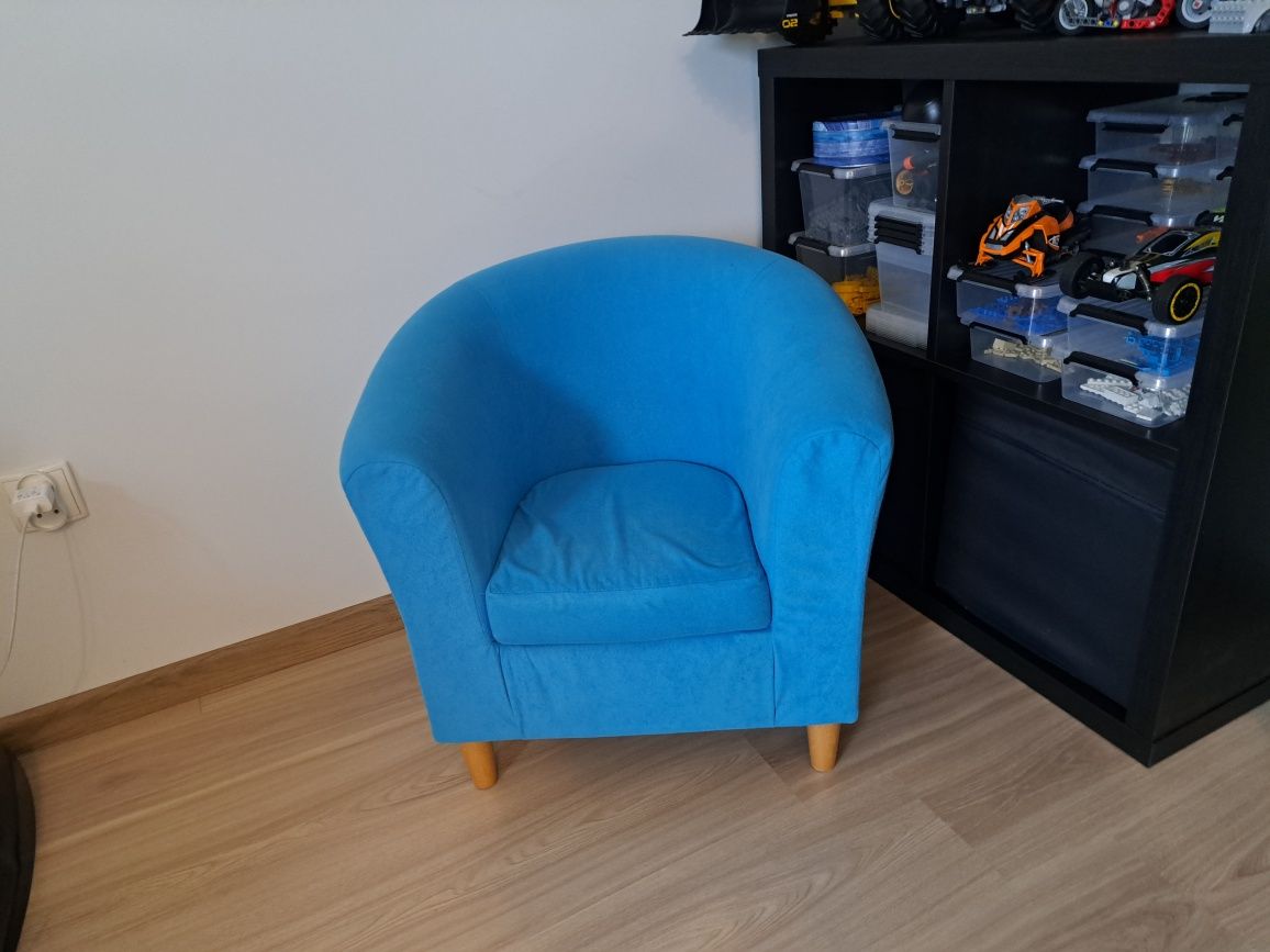 Fotel dziecięcy niebieski