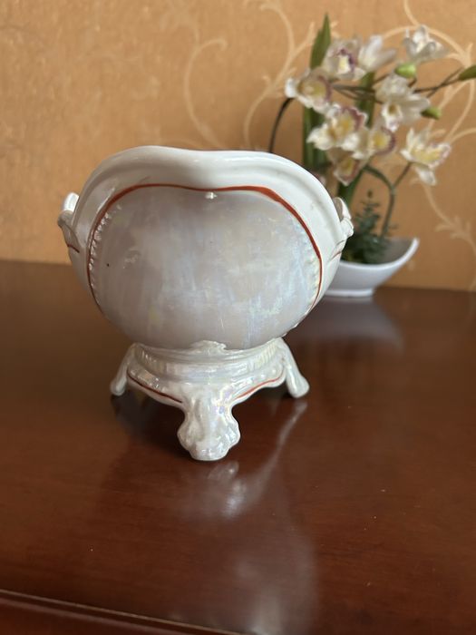 Порцелянова і скляна вази для фруктів і солодощів часів СРСР