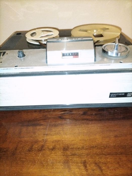 Magnetofon szpulowy unitra