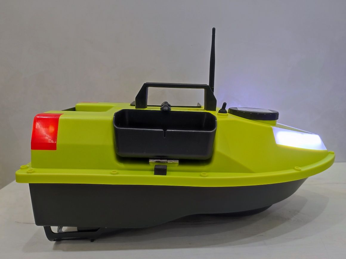 Кораблик карповий  GPS-99т 600м D20 LED 12000ма/ч