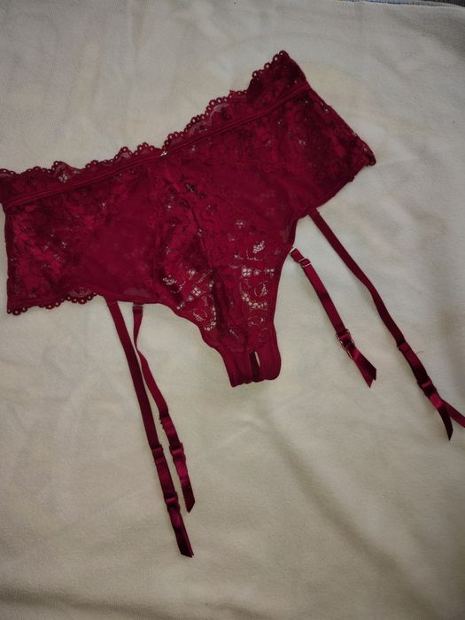 Majtki z pasem do pończoch