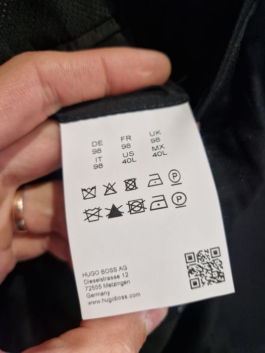 Мужской костюм HUGO BOSS