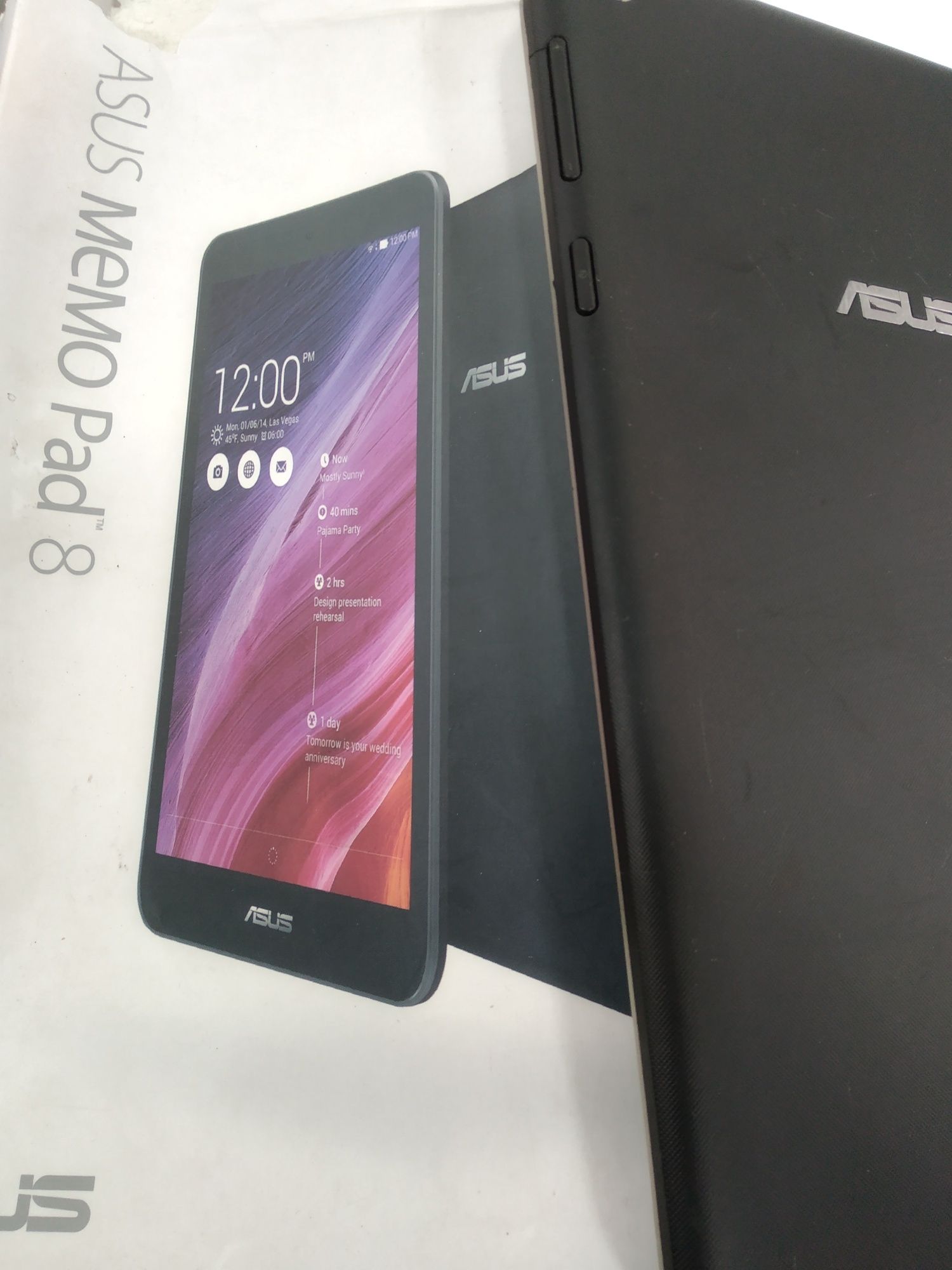 Планшет Asus Memo Pad 8 " 8GB" К011(ME181CX)