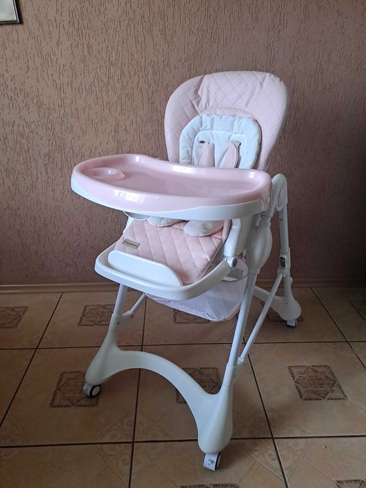 Стілець для годування