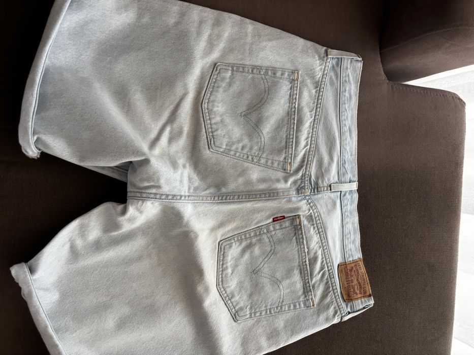 Calções ganga clara Levis