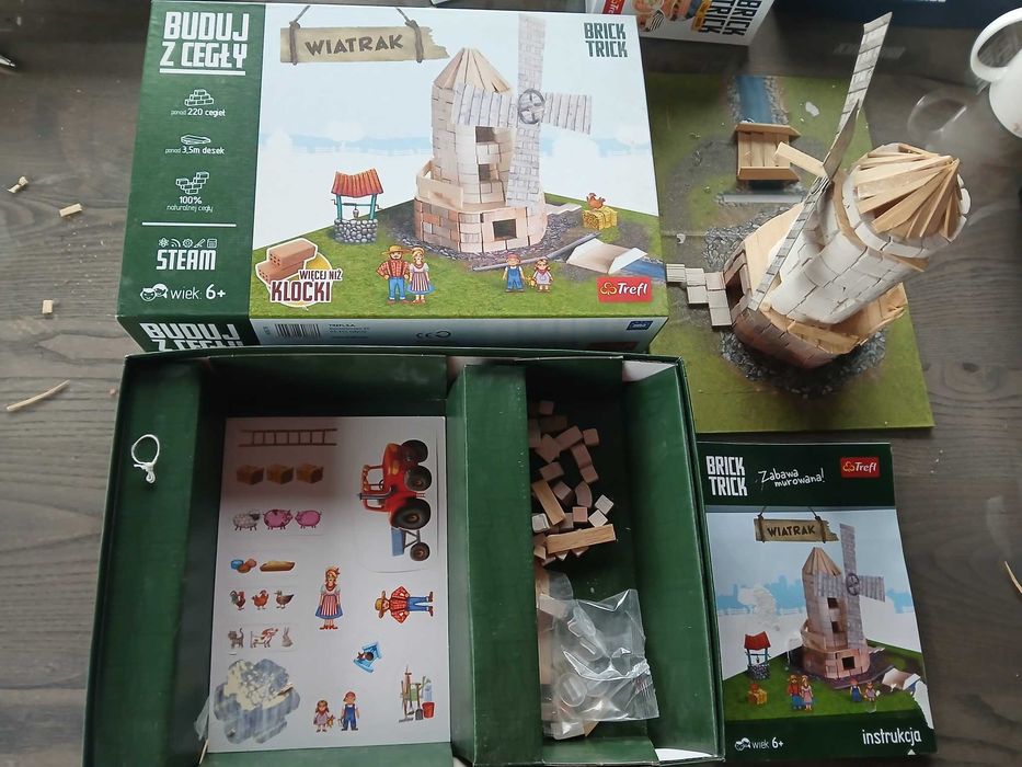 Brick Trick - Buduj z cegły - ZESTAW - Wiatrak + Komisariat