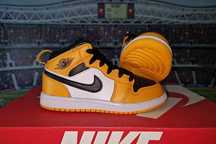 Nike Air Jordan 1 Mid Taxi buty-sneakersy rozmiar: 30