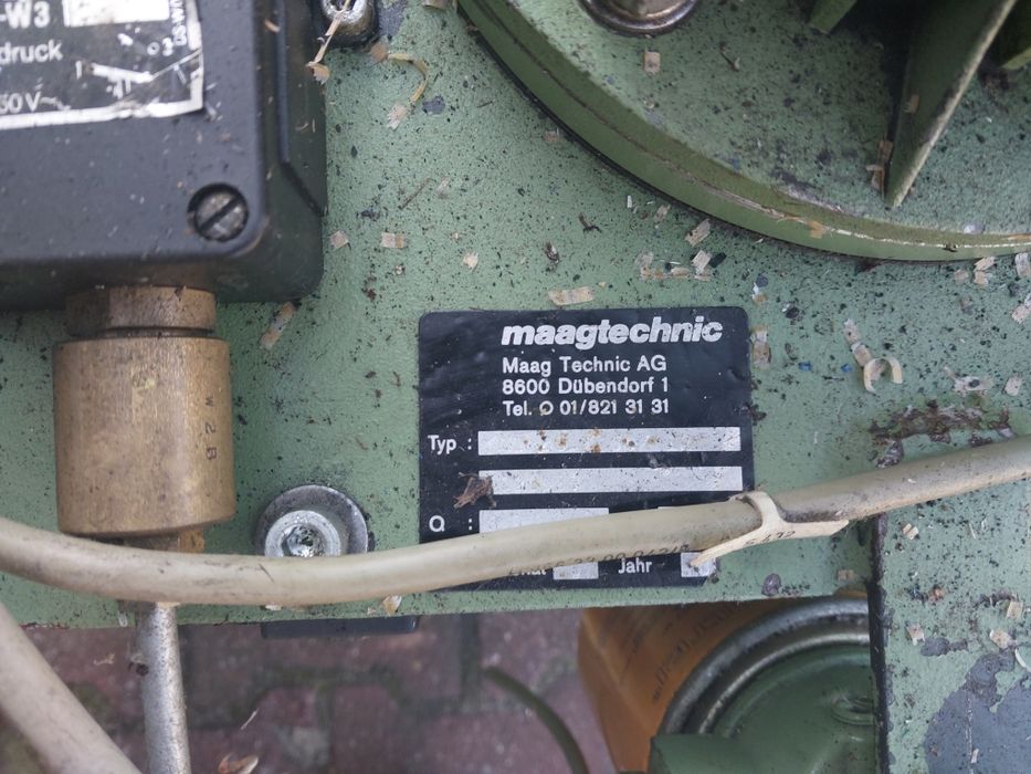 Agregat hydrauliczny Maagtechnic – z pompą, silnikiem i rozdzielaczem