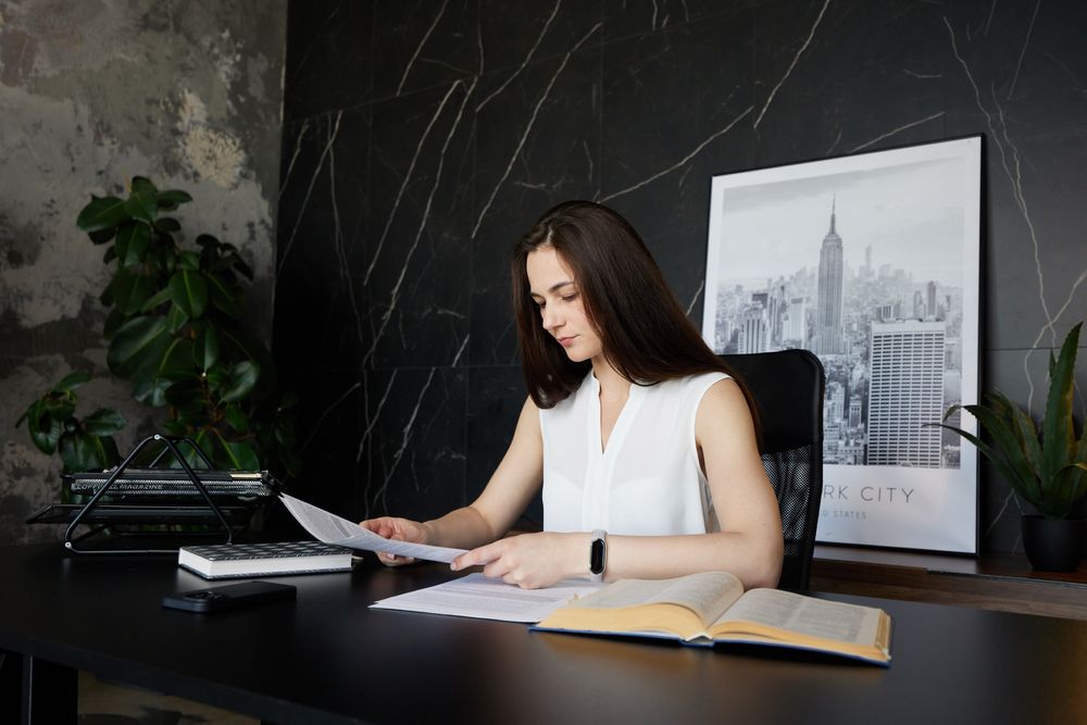 Адвокат. Юрист. Сімейні спори.