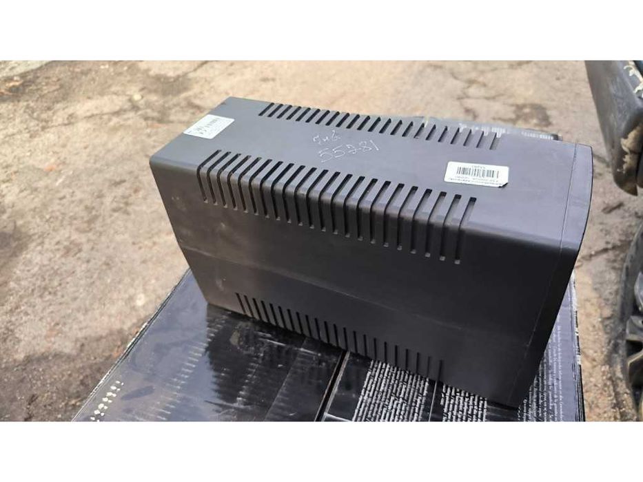 Безперебійники ДБЖ FSP FP2000 (PPF12A0807) вихід розетки