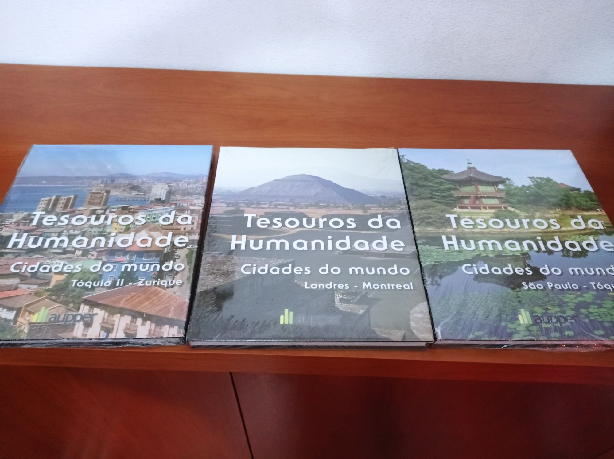 Livros de coleção com certificado