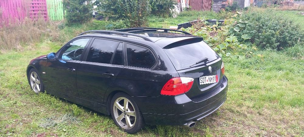 Sprzedam BMW3 2,0 zadbana tylko 167 tys km bogate wyposażenie