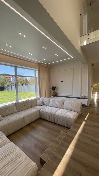 Продаж!Розкішний будинок в с.Крихівці