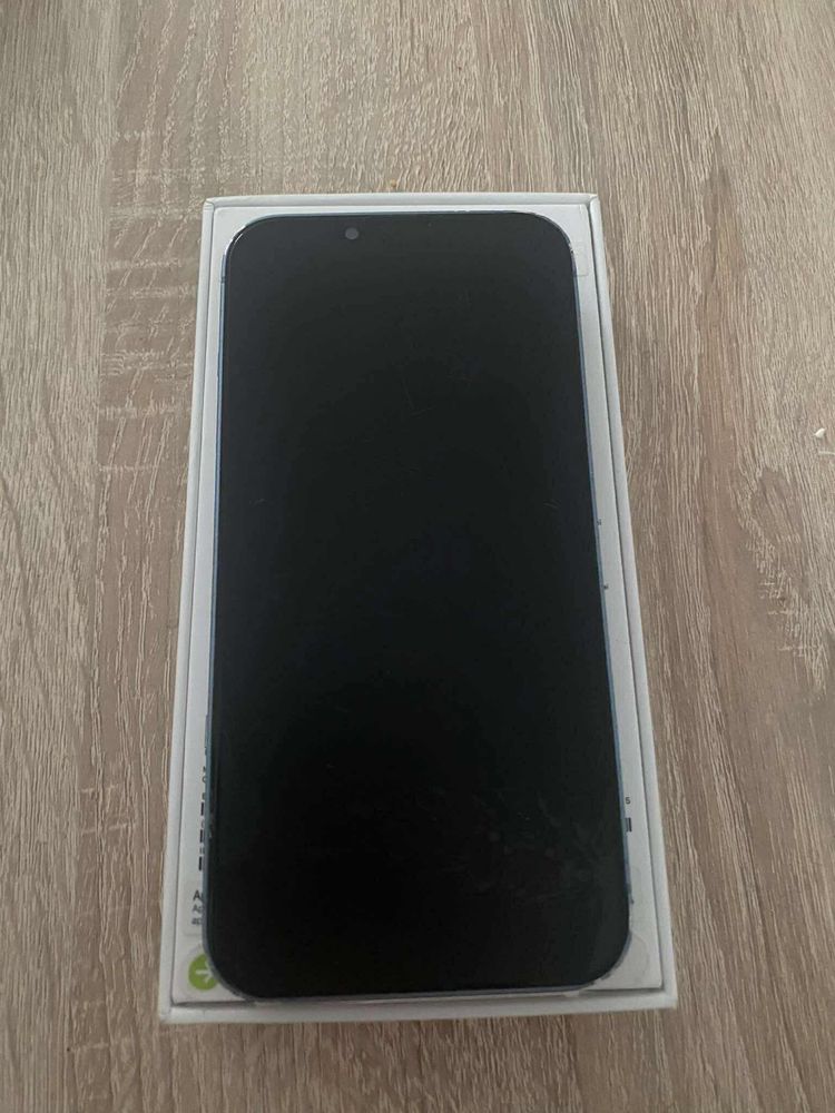 iPhone 14.