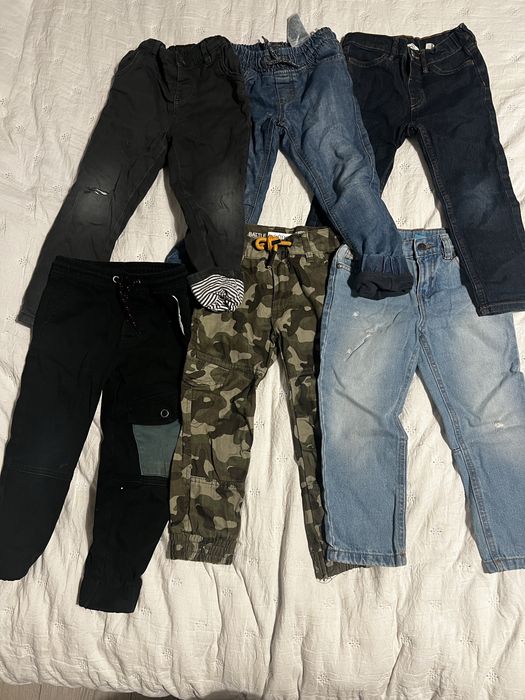 Dla chłopca swetry, spodnie, bluzy