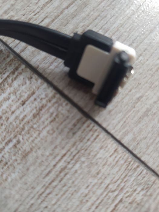 Kable do podpiecia dysku