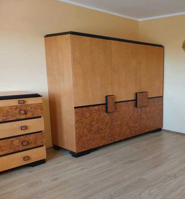 NOWE!!!szafa i komoda w komplecie! Odbiór we Wrześni! ZA DARMO!