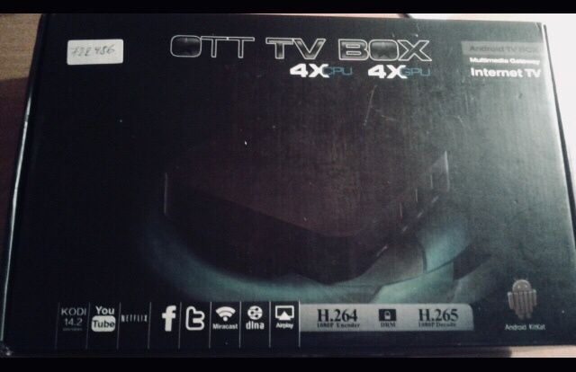Приставка тюнер для телевизора OTT TV BOX MXq