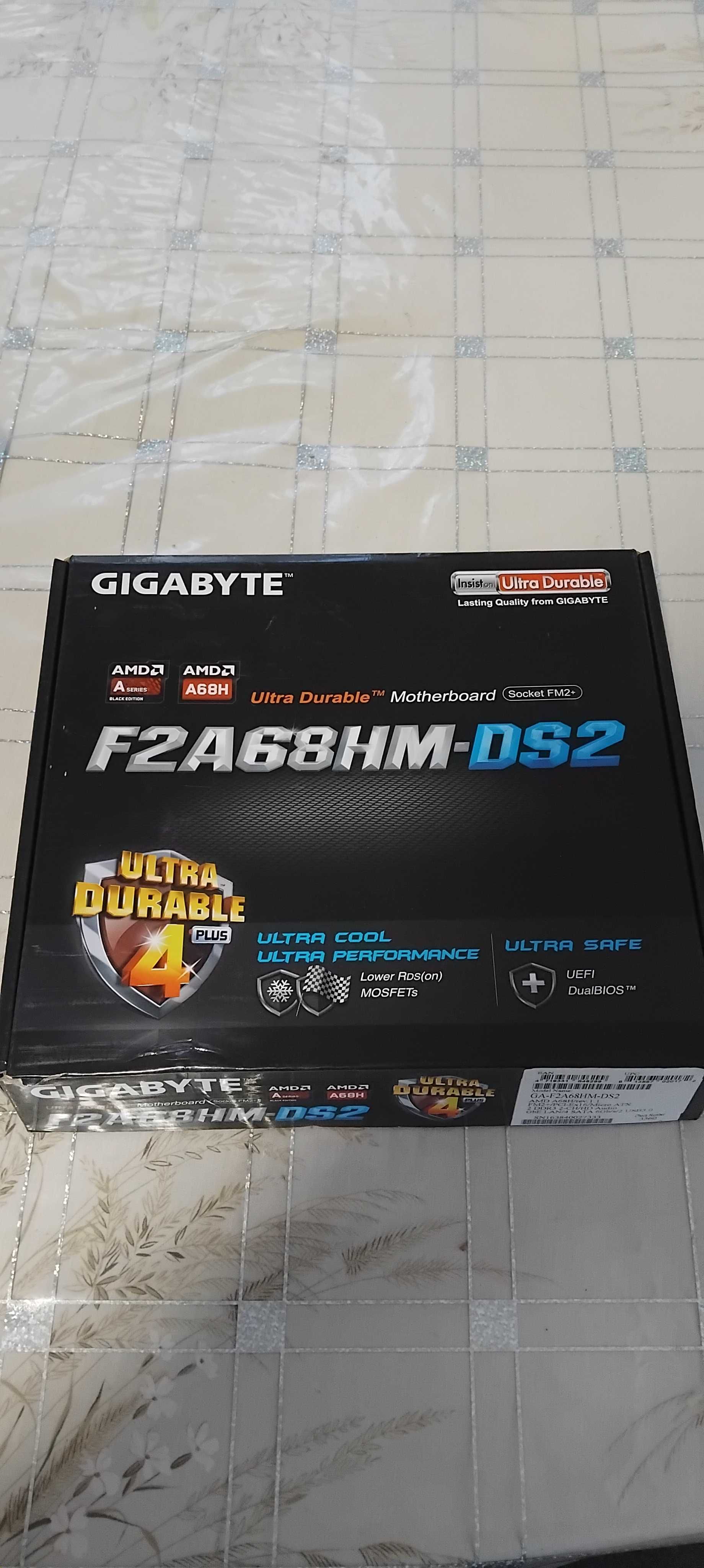 матиринська плата gigabyte f2a68HM-DS2 socketFM2