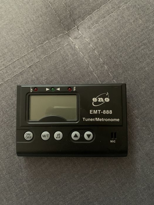 Tuner/ metronom Jak nowy