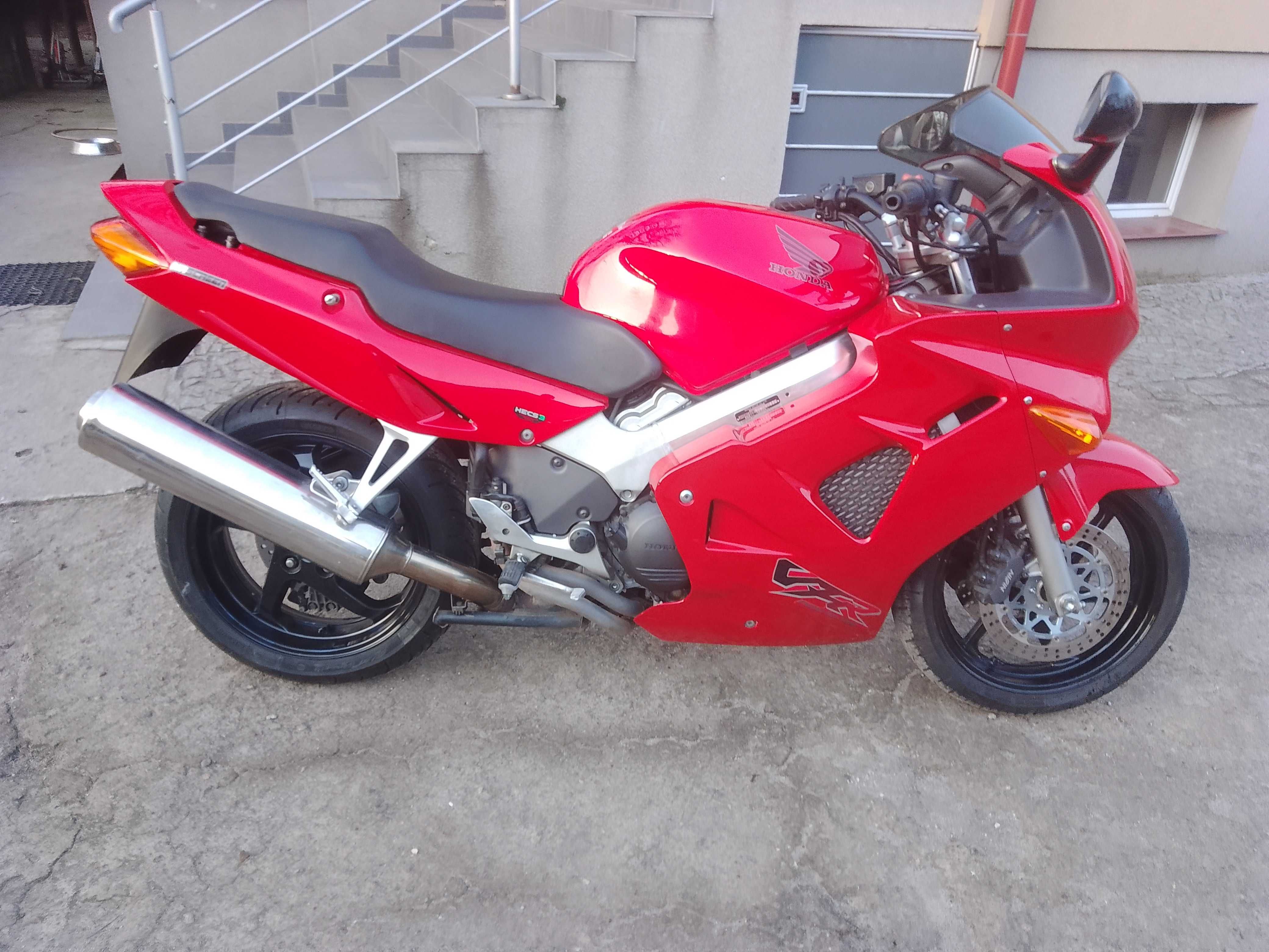 Honda VFR 800 fi