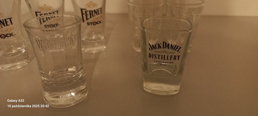 Kieliszki dla kolekcjonerów 8 sztuk