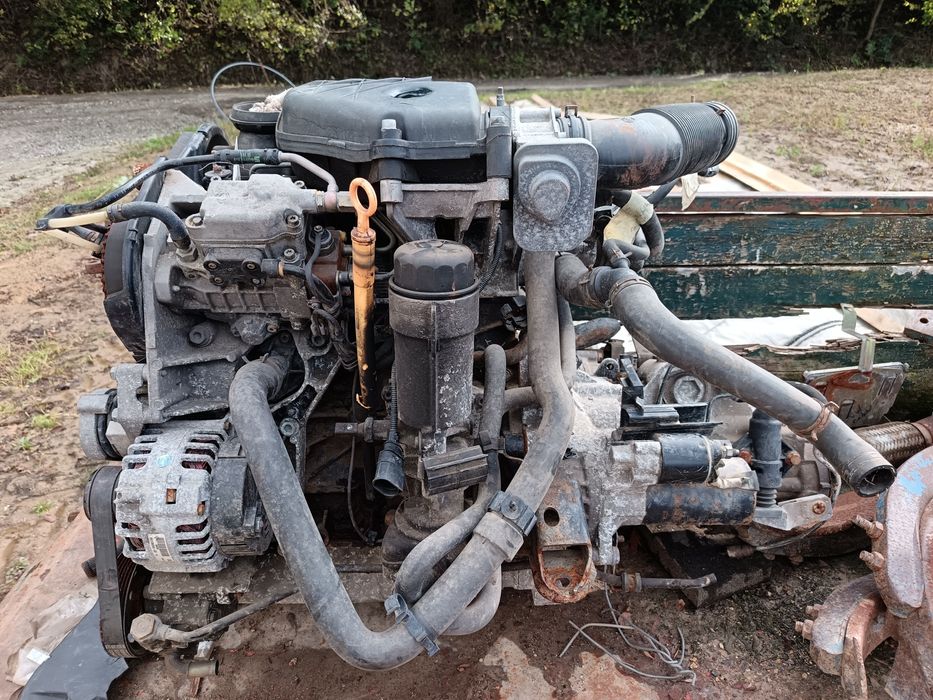 Sprzedam silnik Audi Volkswagen Polo cady bus 1.9tdi skrzynia biegów