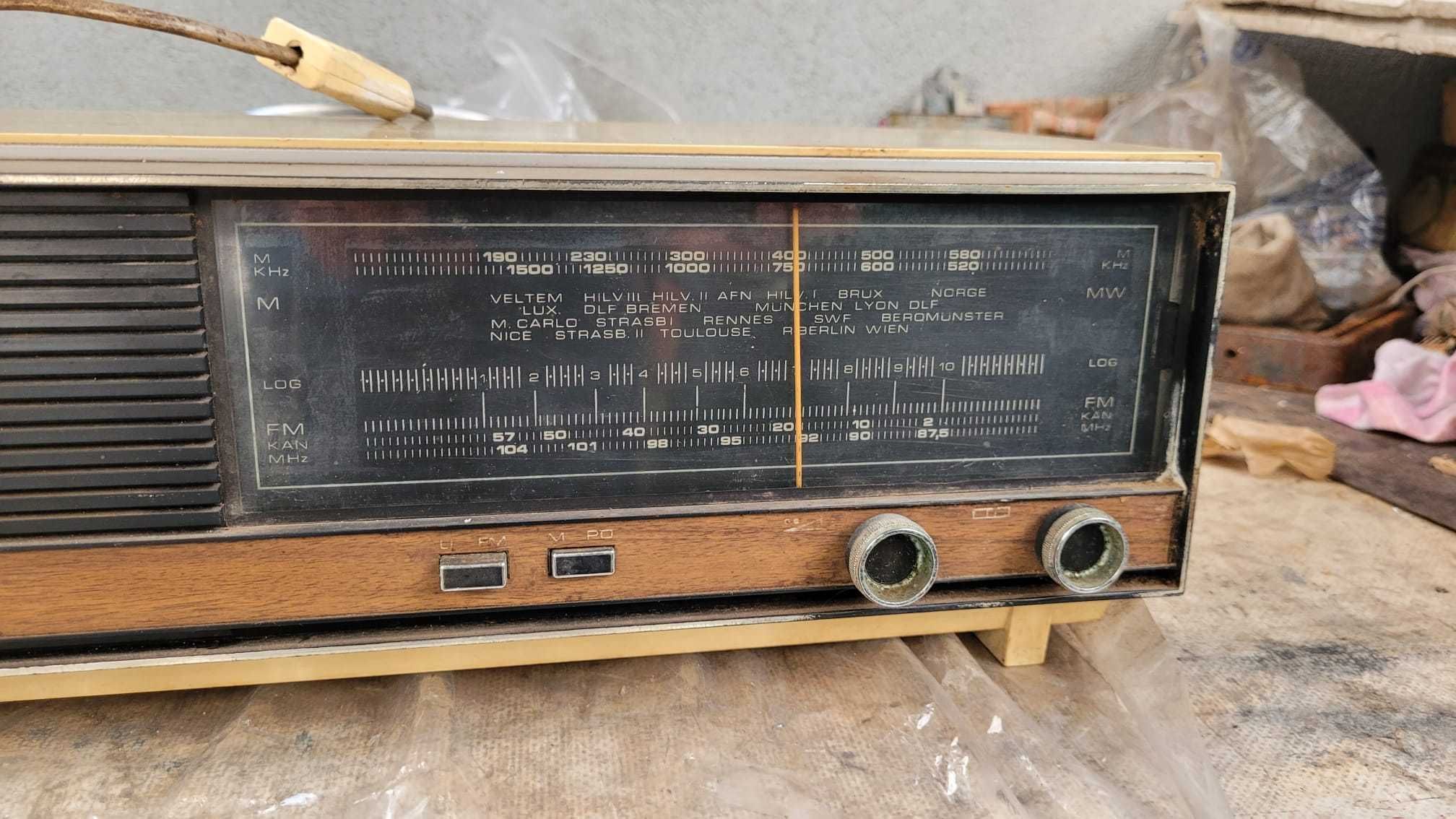 Rádio Antigo Philips