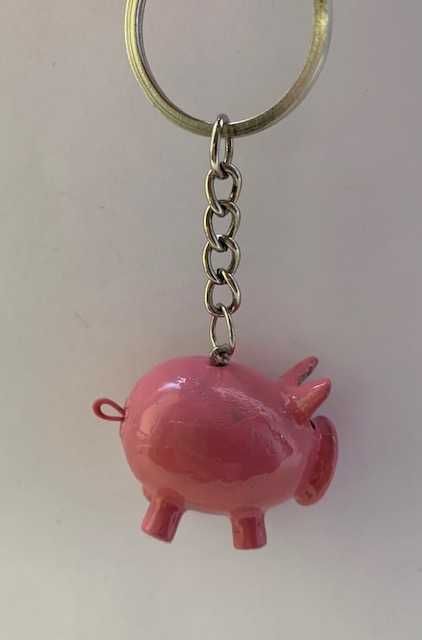 Брелок на пенал, рюкзак, ключи Свинка - сувенир из Чехии, Поросёнок