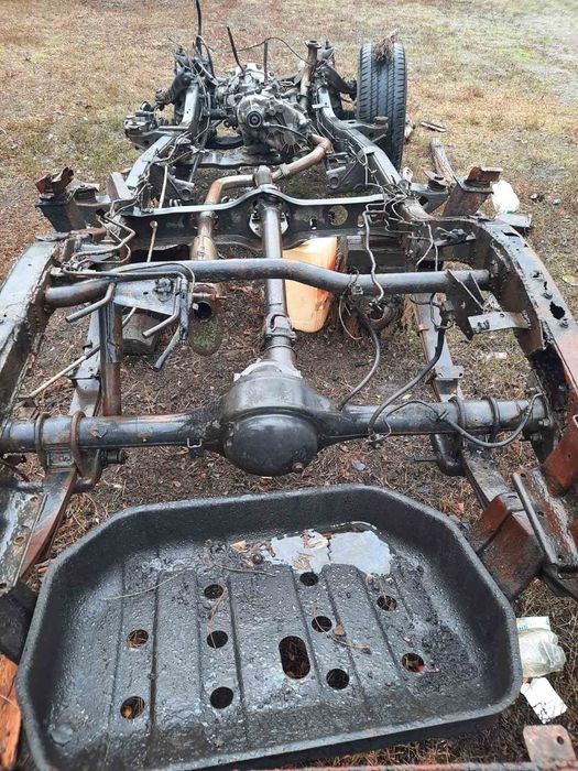 Isuzu Trooper мост