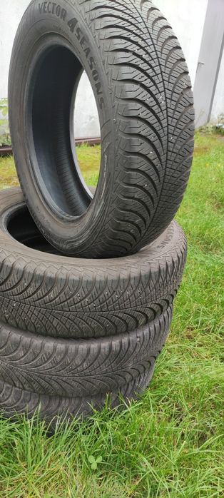 Opony zimowe z 2017r 5mm 185/65/15 Goodyear 8N6