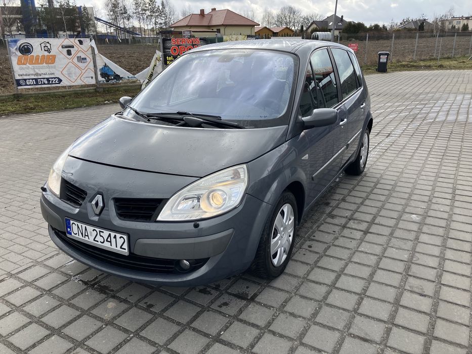 Renault Scenic 2.0t