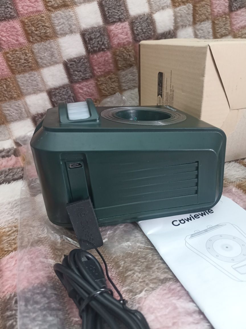 Ультразвуковий відлякувач тварин Cowiewie TO-QT-031 з датчиком руху та