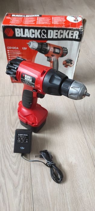 Дриль-шуруповерт акумуляторна Black&Decker CD12CA