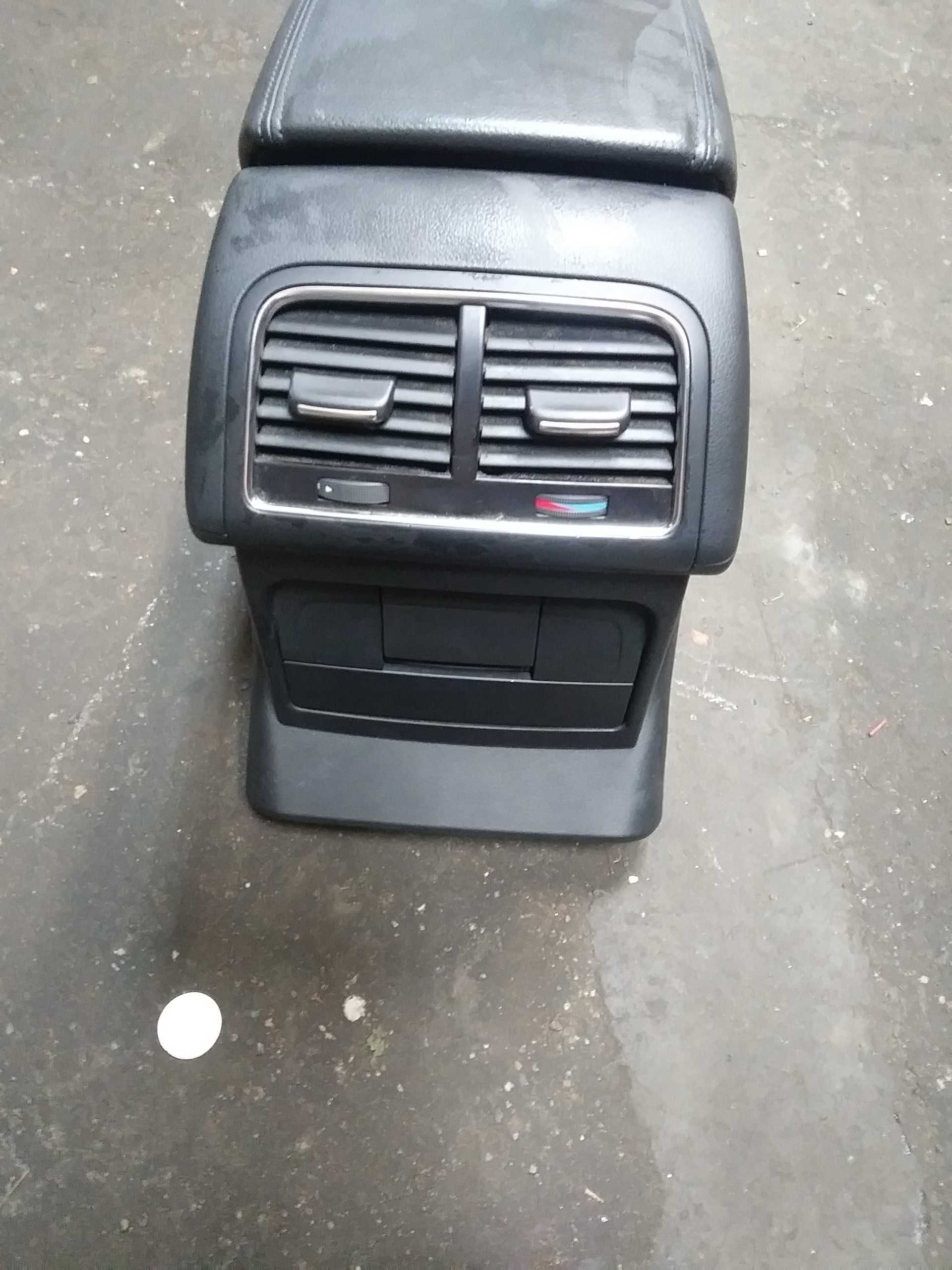 Audi Q5 8R podłokietnik tunel środkowy Części