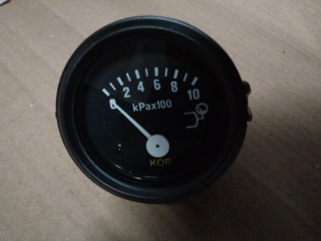 Zegar typu u-1224 nowy