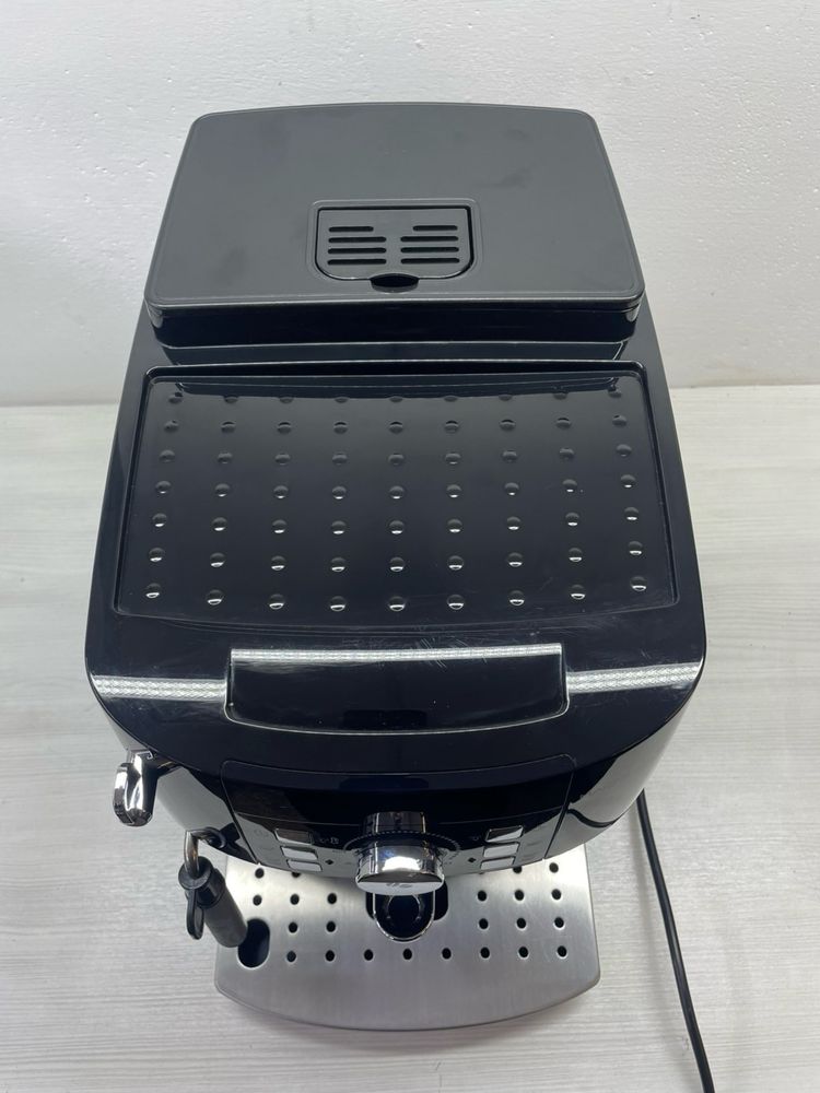 Кавоварка Delonghi 22.110 B