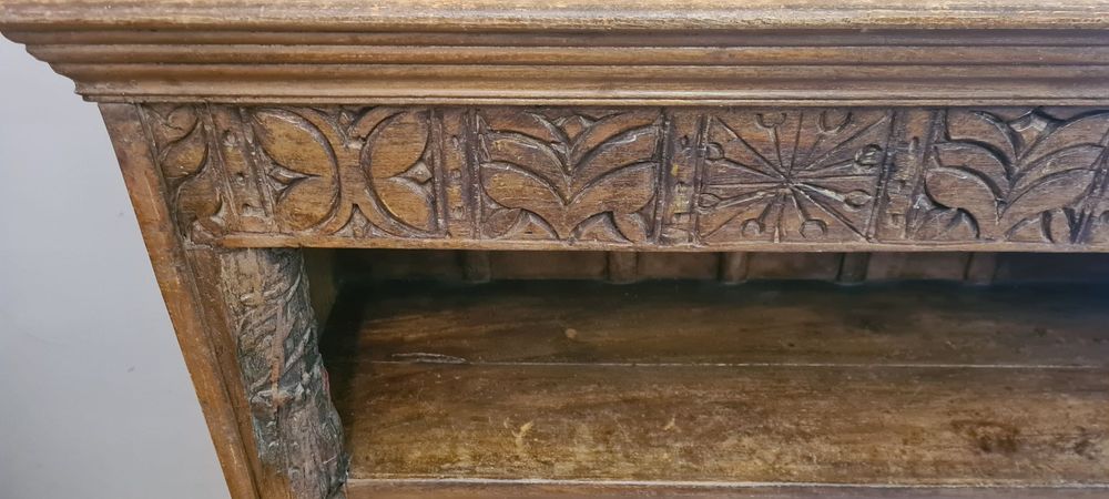 Komoda- drewno egzotyczne