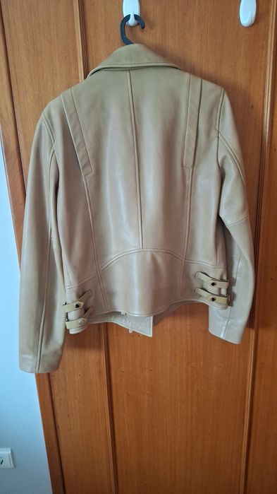 Casaco em couro Massimo Dutti