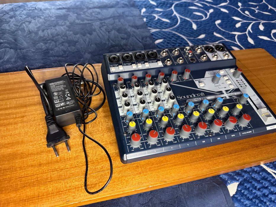 Vendo Mesa analógica - SOUNDCRAFT NOTEPAD 12FX