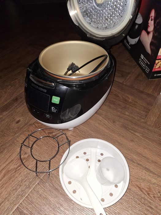 Мультиварка - Скороварка Redmond RMC-PM509